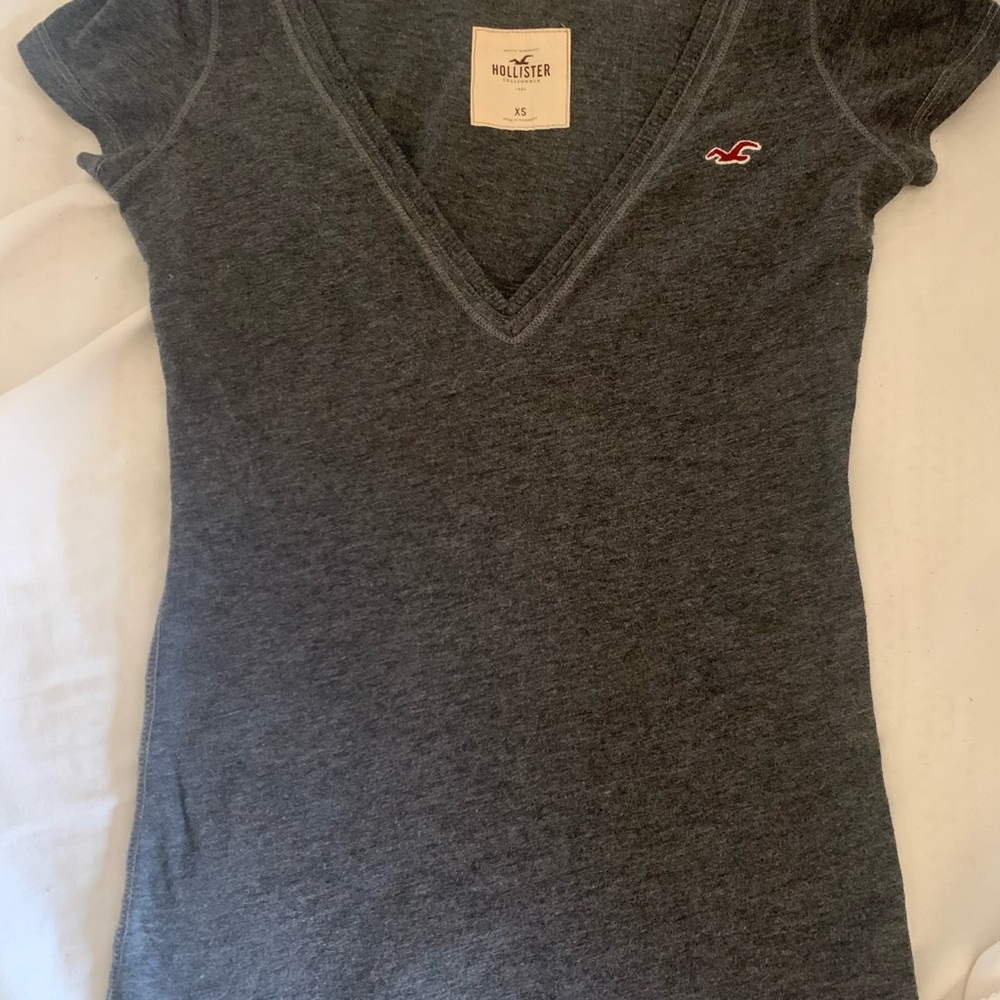 XS Hollister shirt